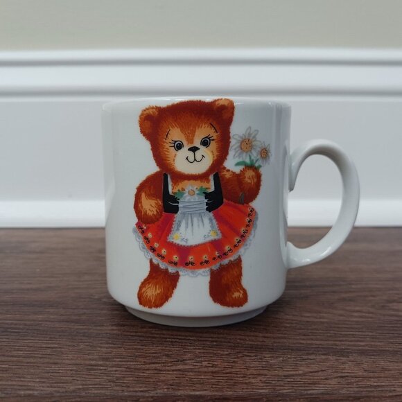 Vintage REUTTER PORZELLAN TEDDY BEAR girl  Daisy Mug Cup W. Germany Dirndl - Picture 1 of 5